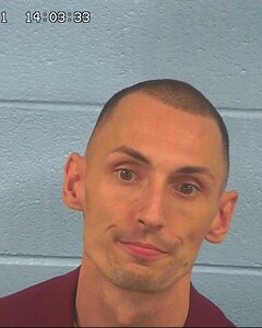 Mugshot of UTTER, JAMES