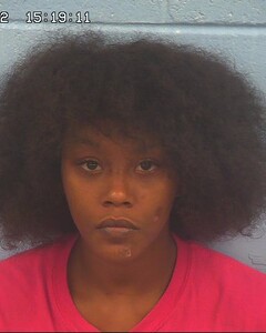 Mugshot of COX, CHELSEA