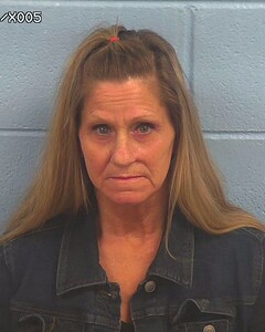 Mugshot of PIRKLE, WENDY