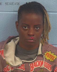 Mugshot of LETT, SUSAN