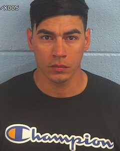 Mugshot of HERNANDEZ, ISAIAS
