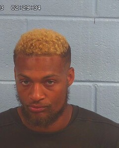 Mugshot of COWSER, DEQUNE