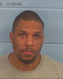 Mugshot of WYATT, DEOTAVOUS