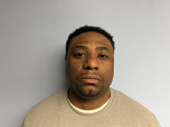 Mugshot of RUTLEDGE, SHAUNAVAN